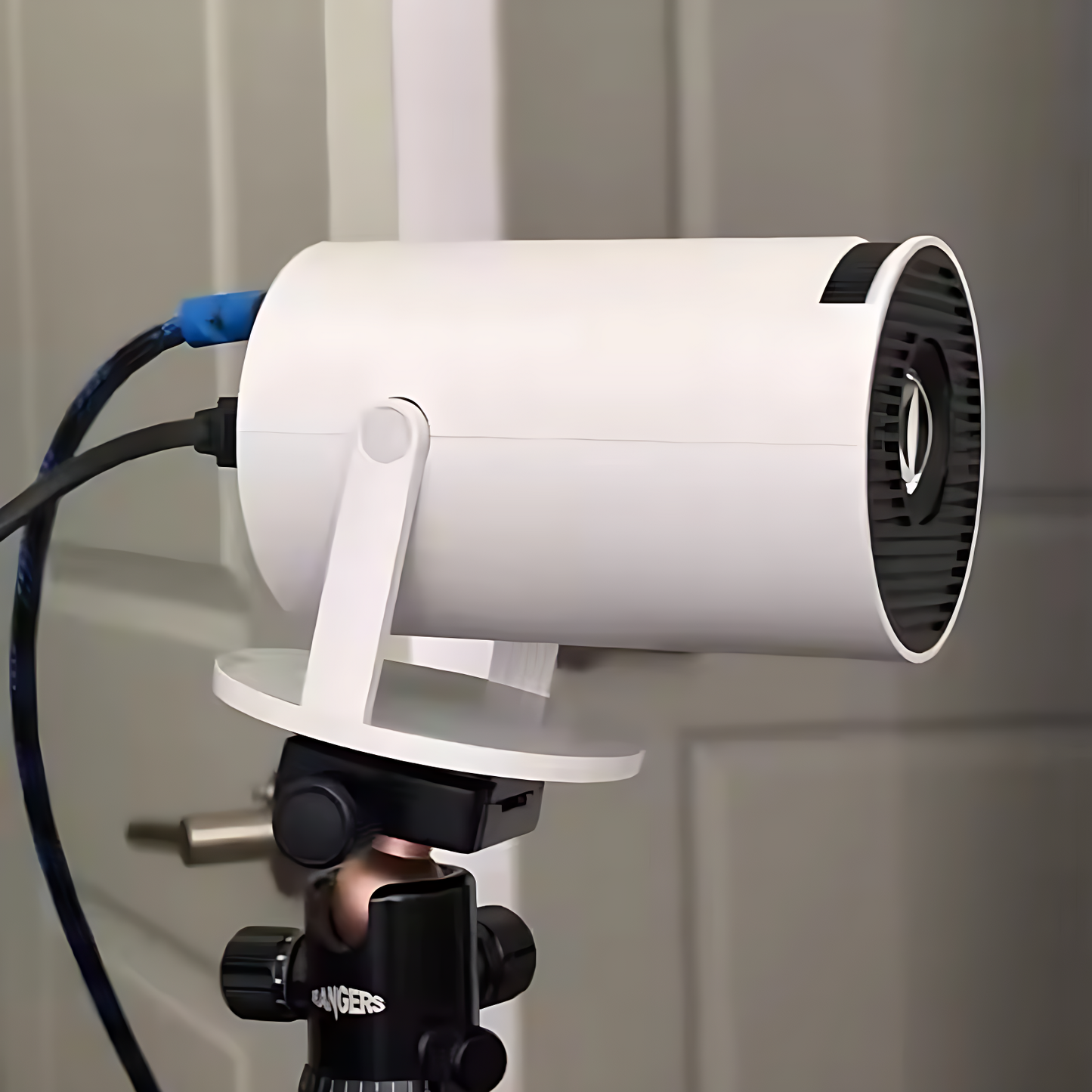 Bytebelle™ Portable Smart Projector